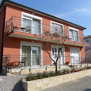 Nina Apartment